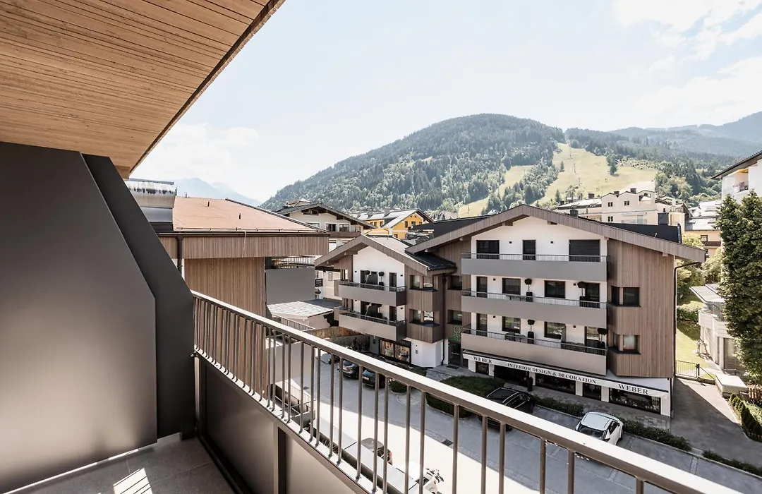 Hotel Gruener Baum-1